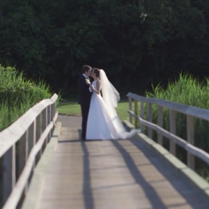 Bridge Bride & Groom